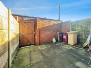 Rear yard- click for photo gallery